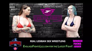 Hot Lesbian Wrestling as Daisy Ducati Fucks Dee Williams